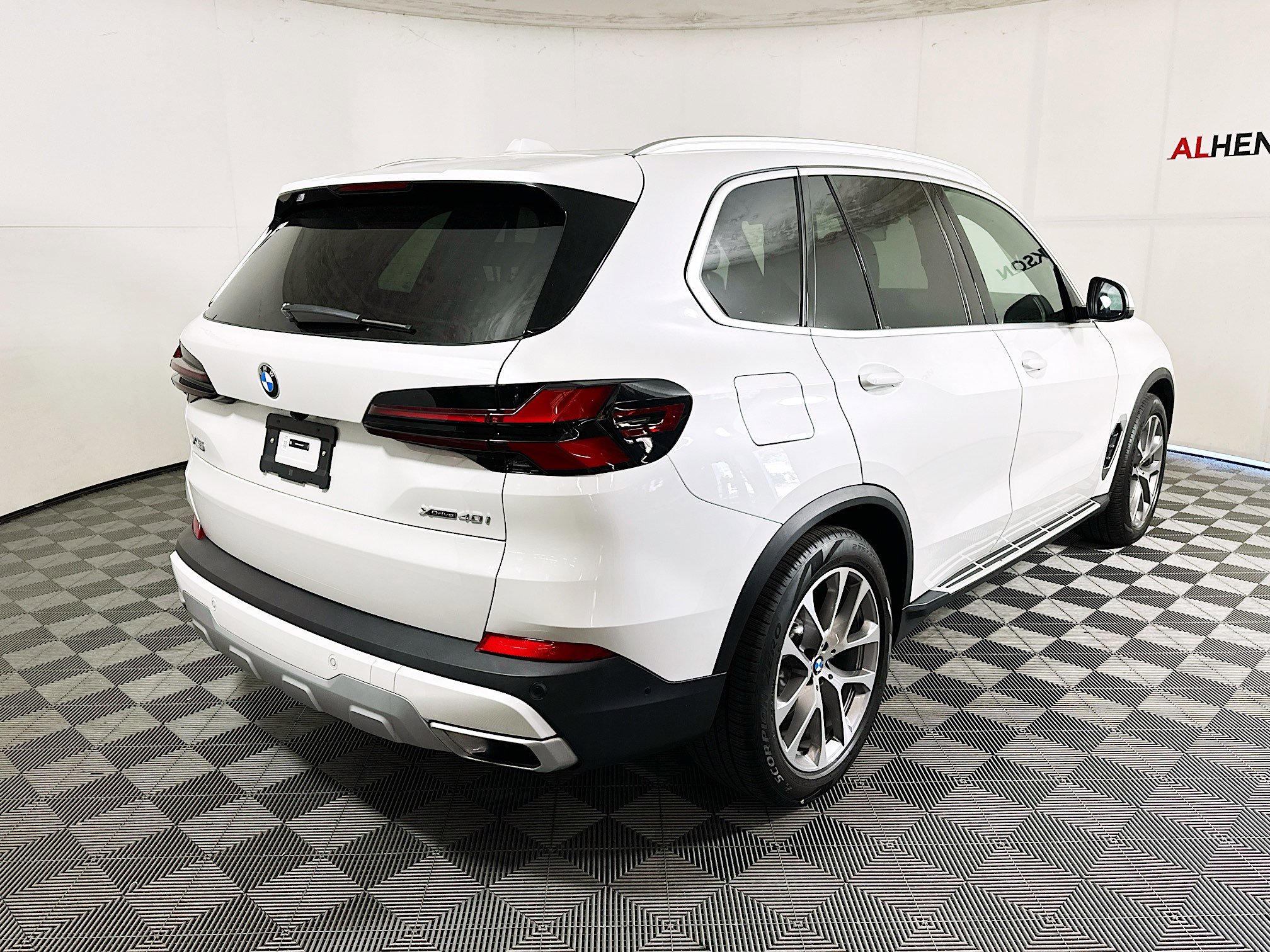 Used 2026 BMW X5 xDrive40i image 3