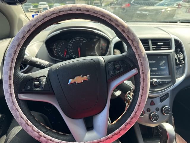 Used 2017 Chevrolet Sonic LT image 9