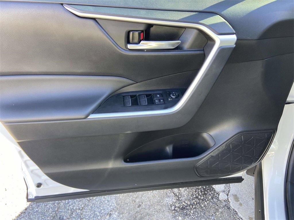 Used 2024 Toyota RAV4 XLE image 11