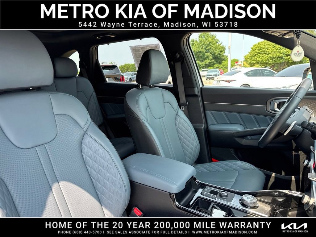 Used 2025 Kia Sorento SX Prestige AWD/4WD image 51