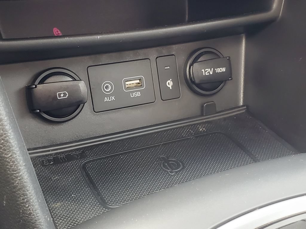 Used 2021 Hyundai Kona Limited FWD image 20