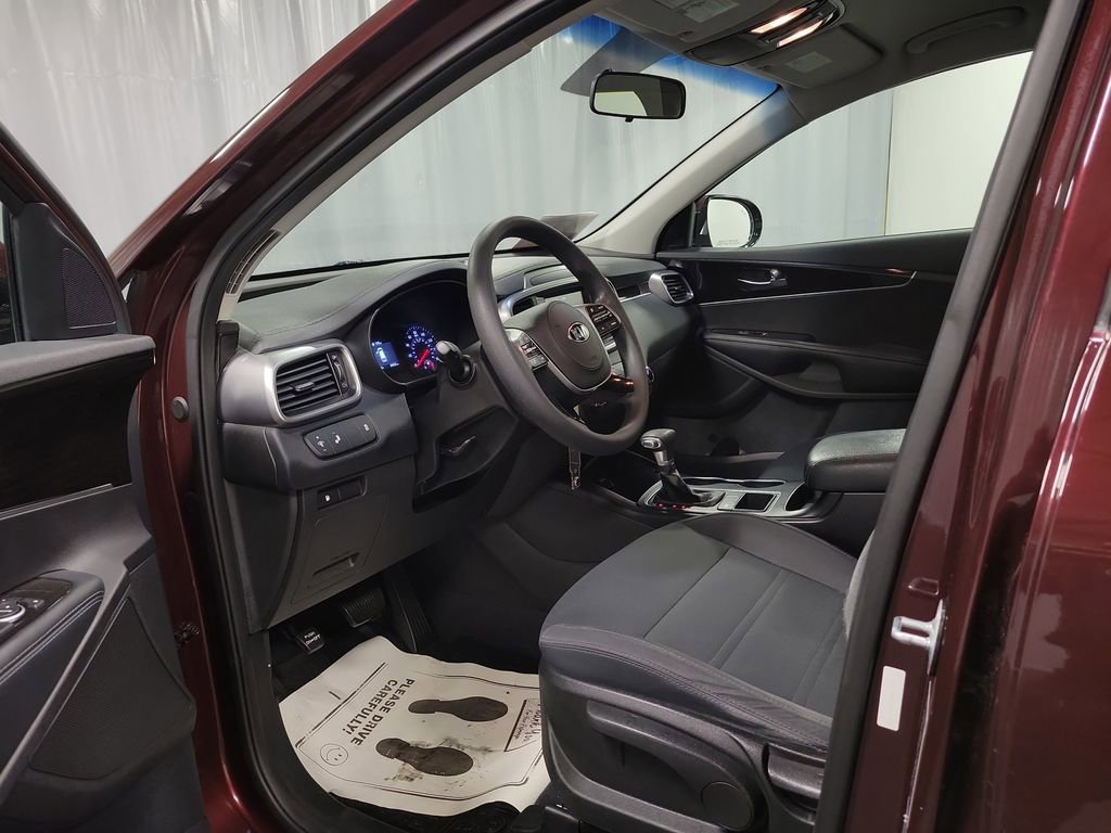 Used 2019 Kia Sorento LX image 13
