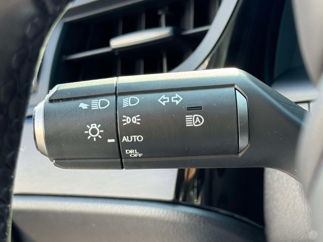 Certified 2023 Lexus ES 350 w/ Premium Package FWD image 28