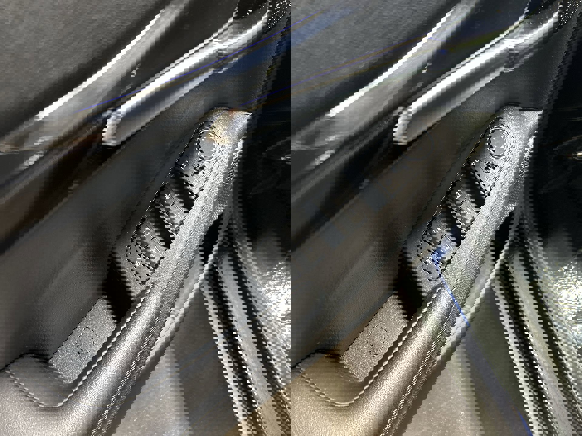 Used 2021 Kia Seltos SX image 24