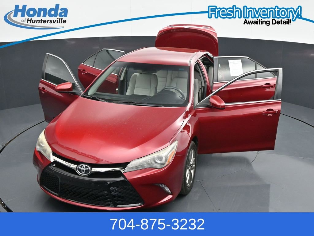 Used 2017 Toyota Camry SE FWD image 27