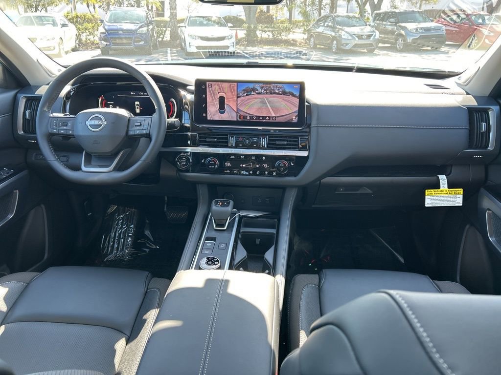 New 2026 Nissan Pathfinder SL w/ SL Premium Package image 11