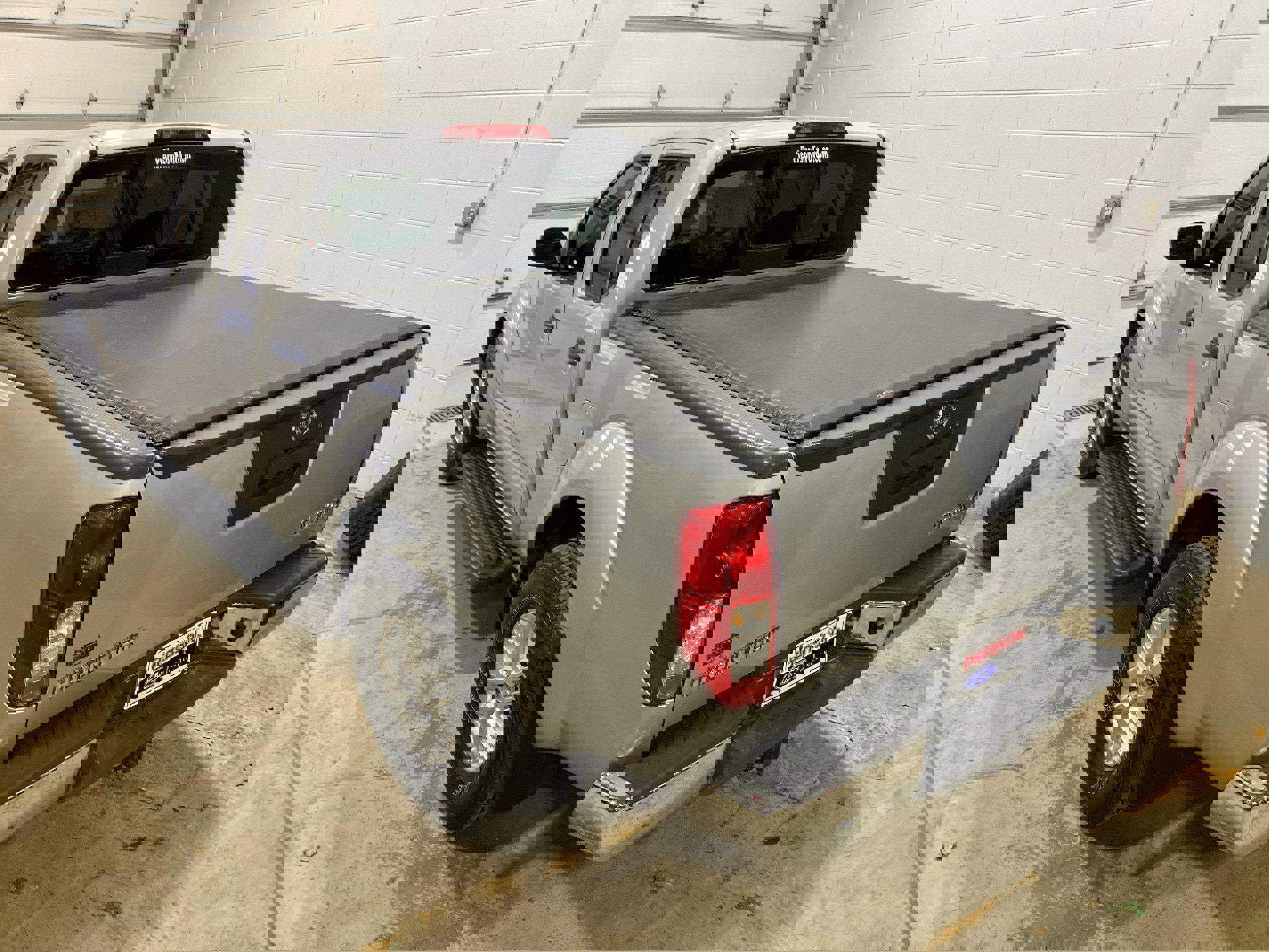 Used 2015 Nissan Frontier SV image 15