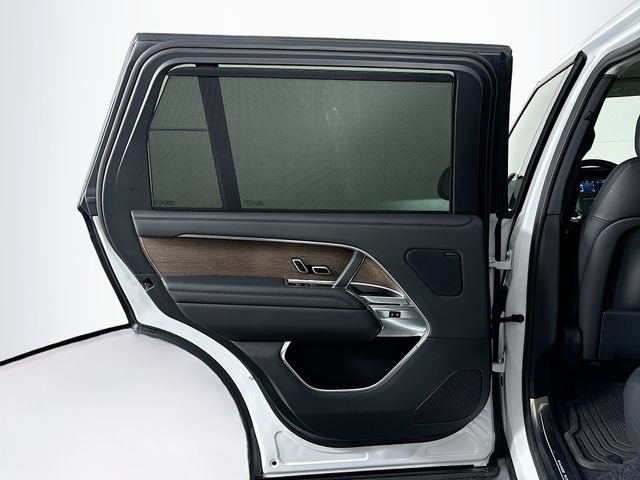New 2025 Land Rover Range Rover Long Wheelbase SE AWD/4WD image 22