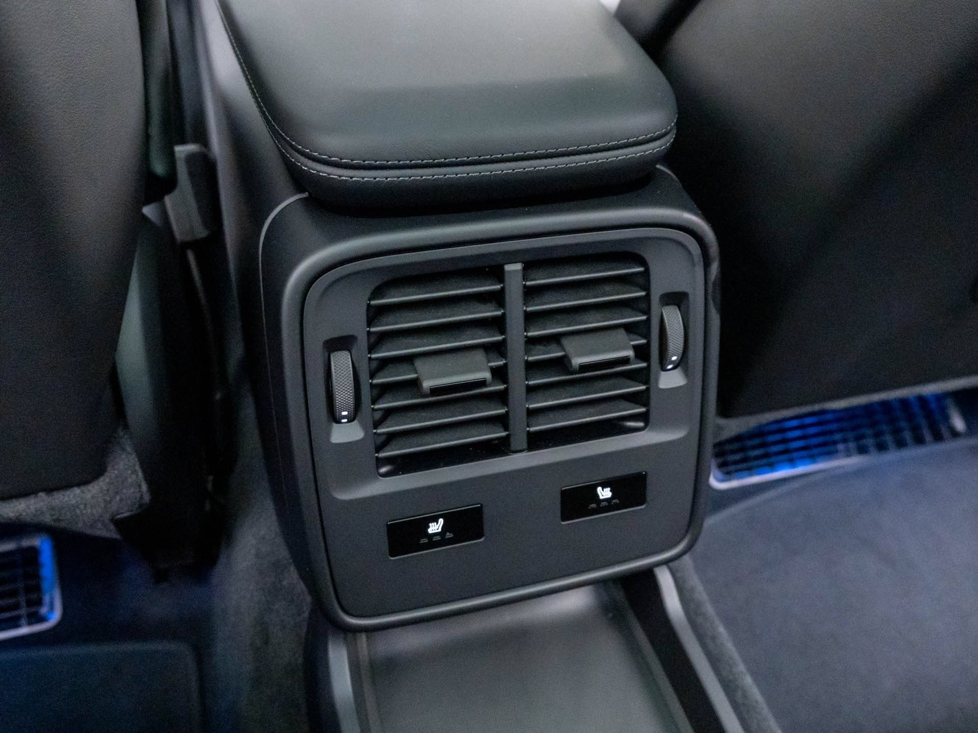New 2026 Porsche Taycan AWD/4WD image 18