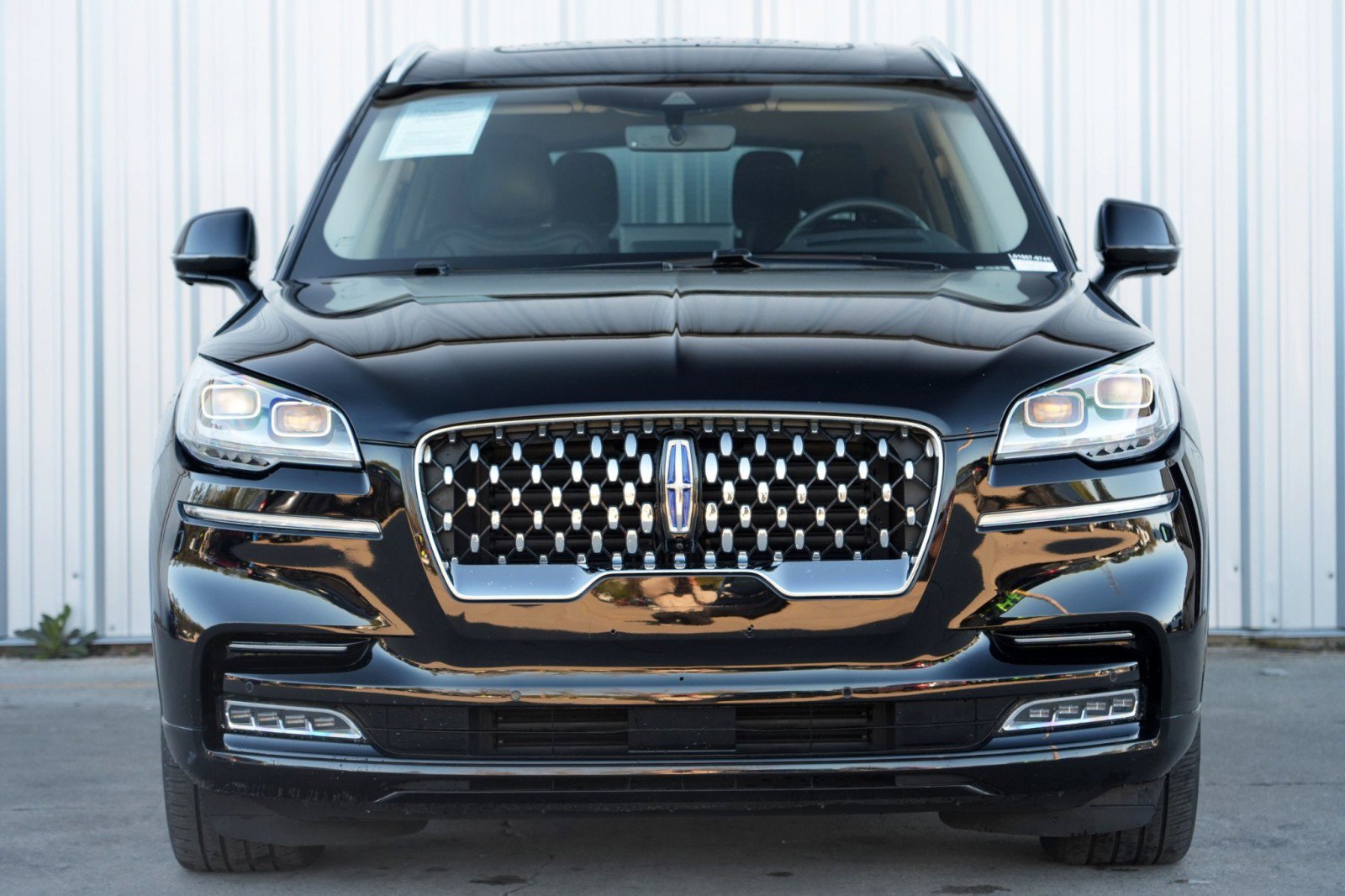 Used 2023 Lincoln Aviator Grand Touring w/ Equipment Group 301A image 7