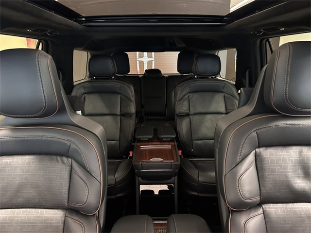 New 2025 Lincoln Navigator Black Label image 41