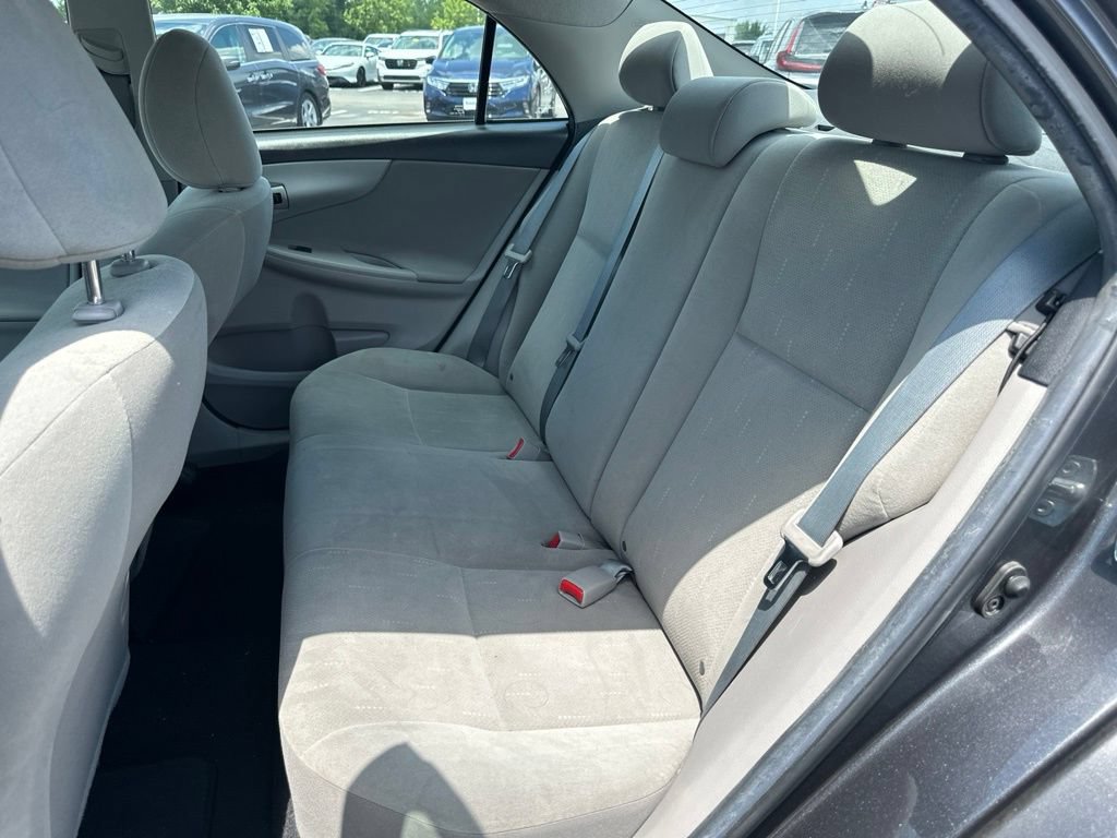 Used 2012 Toyota Corolla L FWD image 13