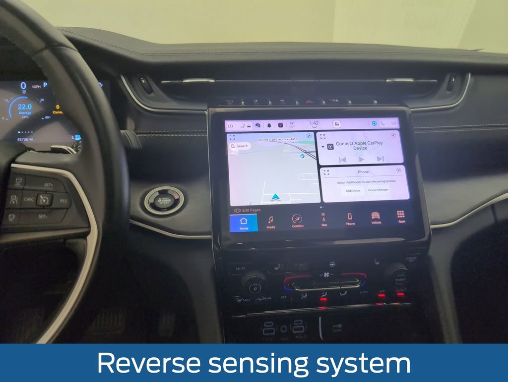 Used 2022 Jeep Grand Cherokee Limited image 19