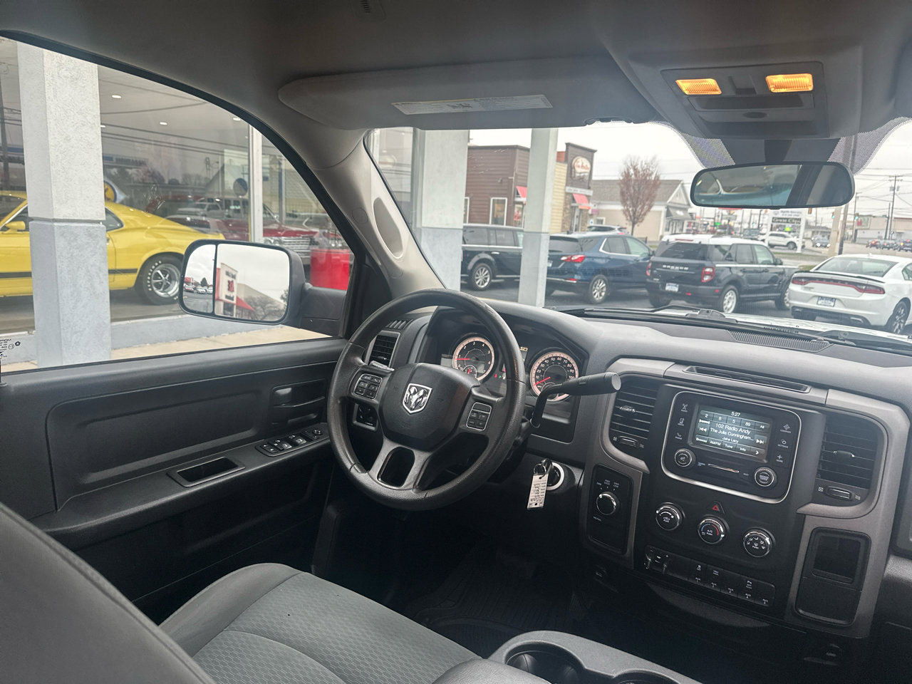 Used 2018 RAM 2500 Tradesman w/ Chrome Appearance Group image 18