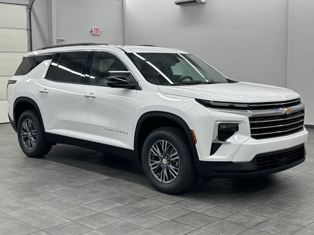 New 2026 Chevrolet Traverse LT w/ Enhanced Driving Package image 1