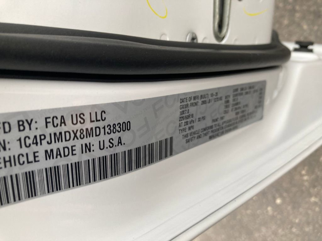 Used 2021 Jeep Cherokee Limited image 39