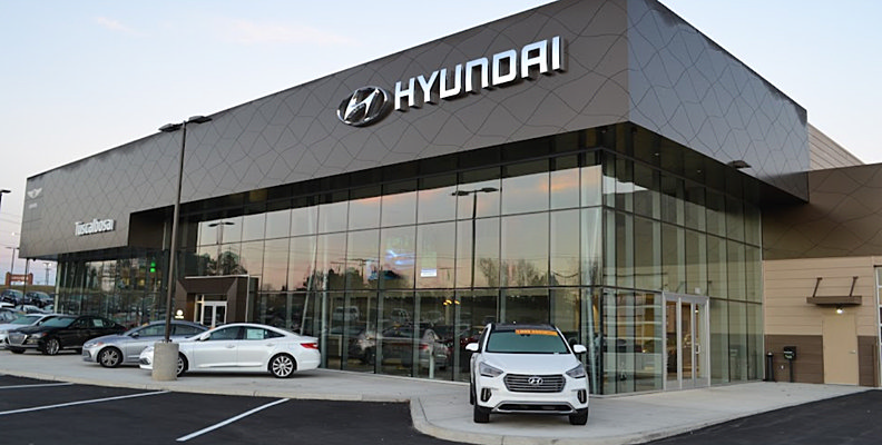 Used 2024 Hyundai Kona Limited AWD/4WD image 16