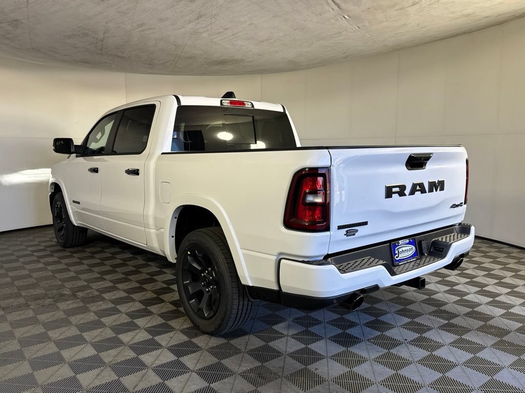 New 2027 RAM 1500 4x4 Crew Cab image 9