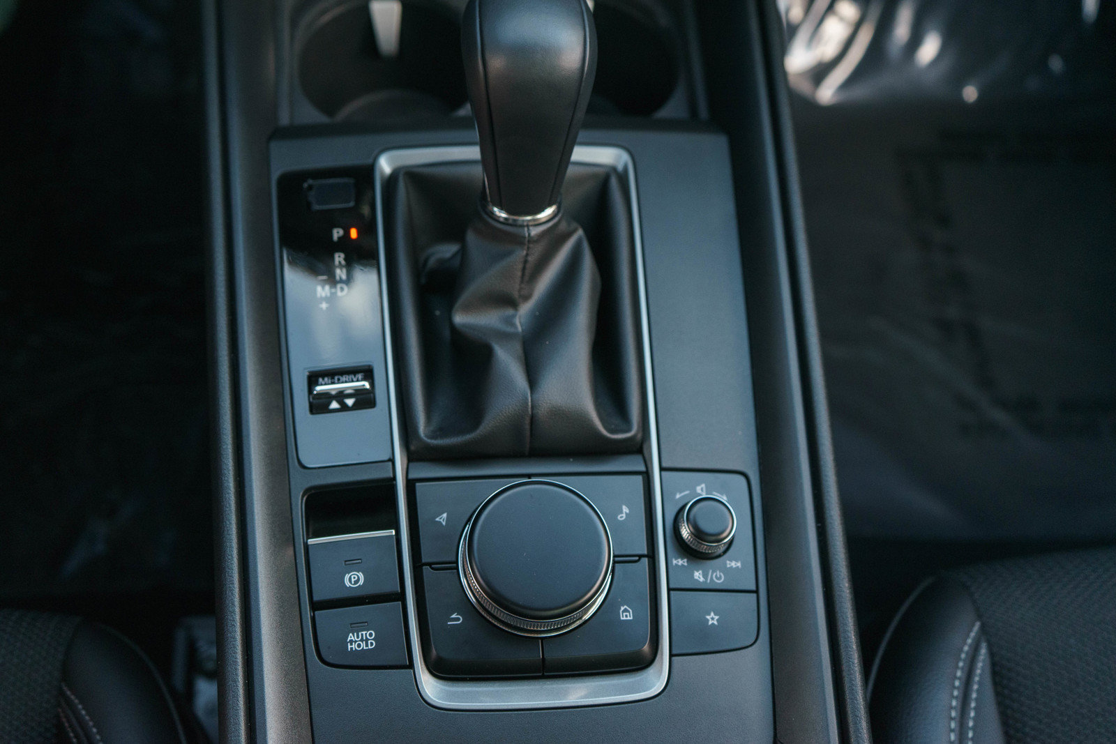 Used 2025 MAZDA CX-50 AWD 2.5 S w/ Weather Package image 18