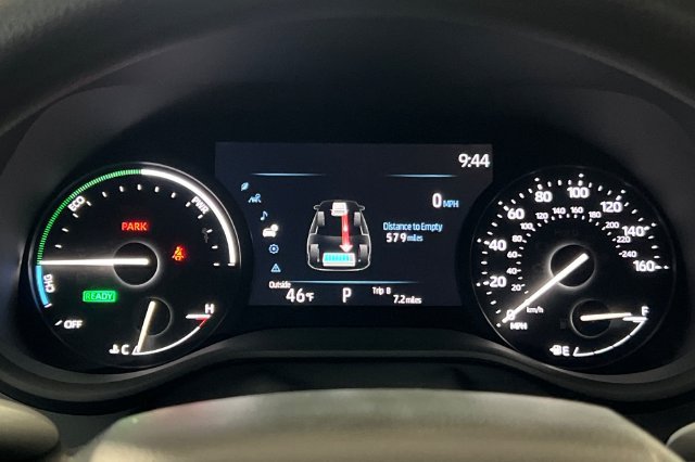 New 2026 Toyota Sienna LE FWD image 30
