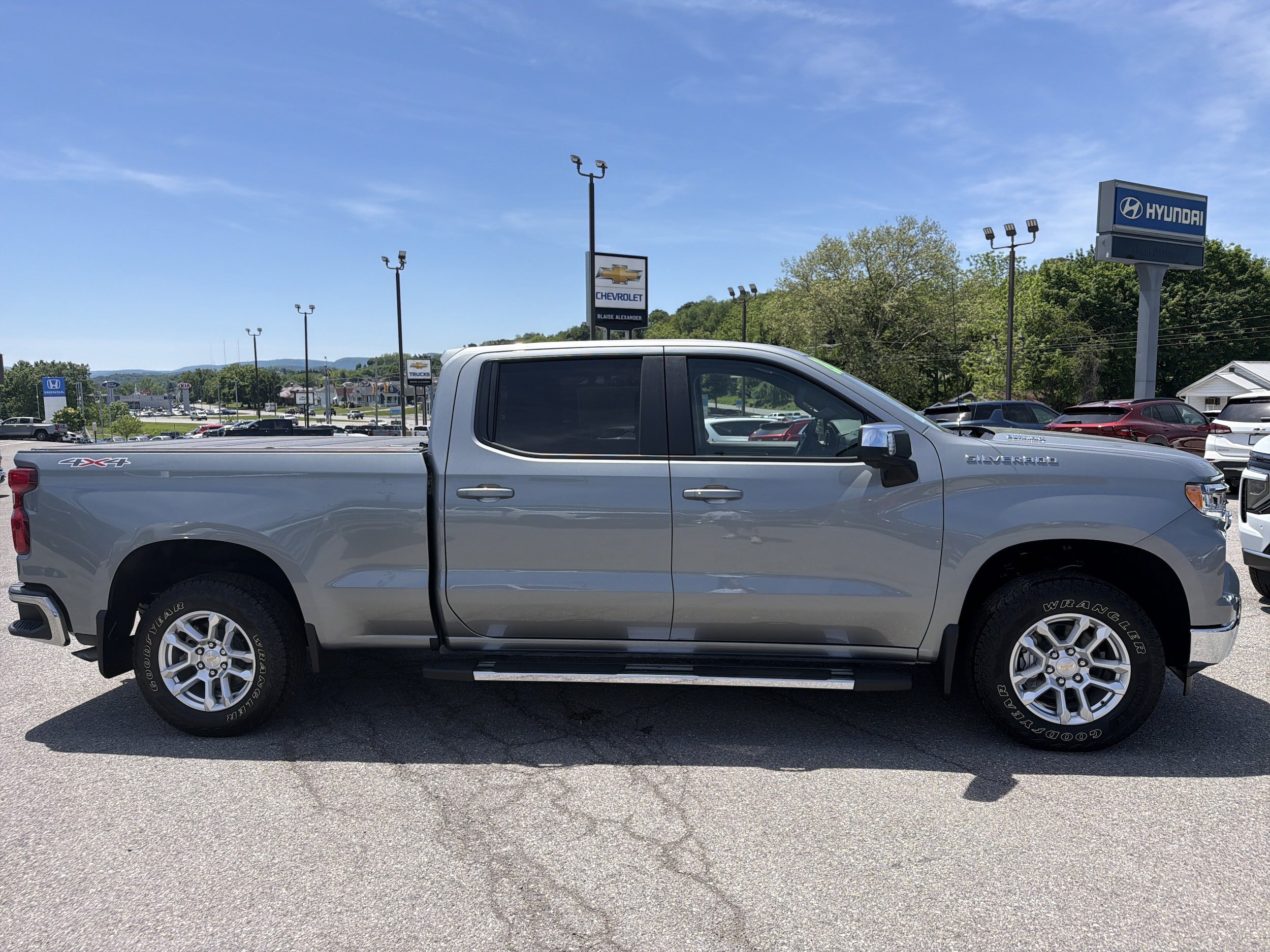 New 2026 Chevrolet Silverado 1500 LT AWD/4WD video 2