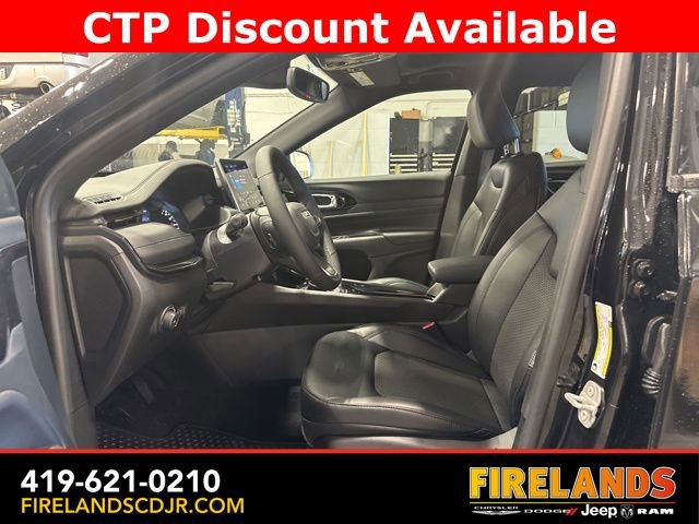 New 2025 Jeep Compass Latitude w/ Sun & Sound Group image 5