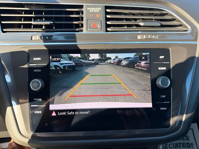 Certified 2022 Volkswagen Tiguan SE AWD/4WD image 16