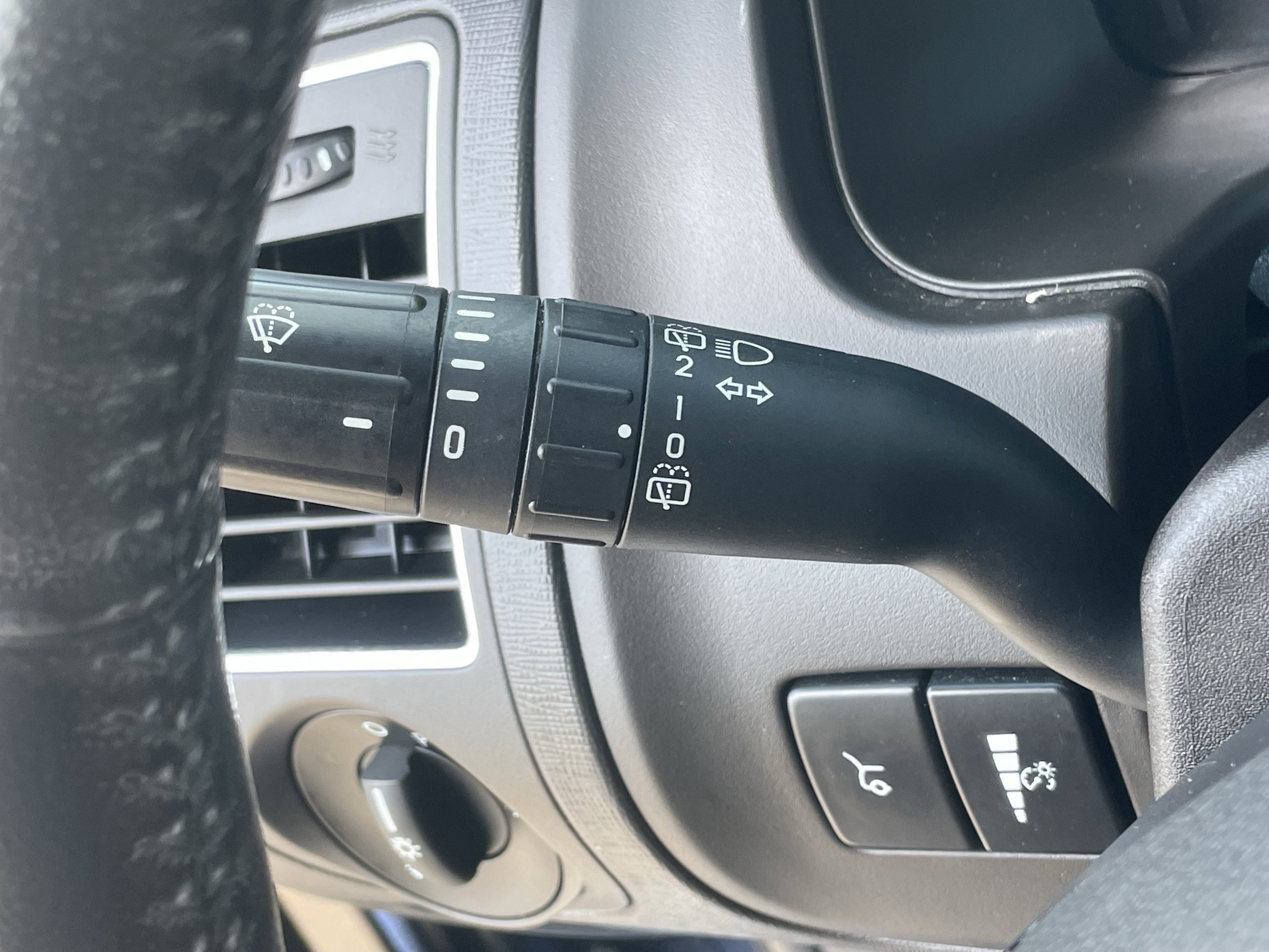 Used 2018 Ford Flex SEL w/ Equipment Group 202A AWD/4WD image 18