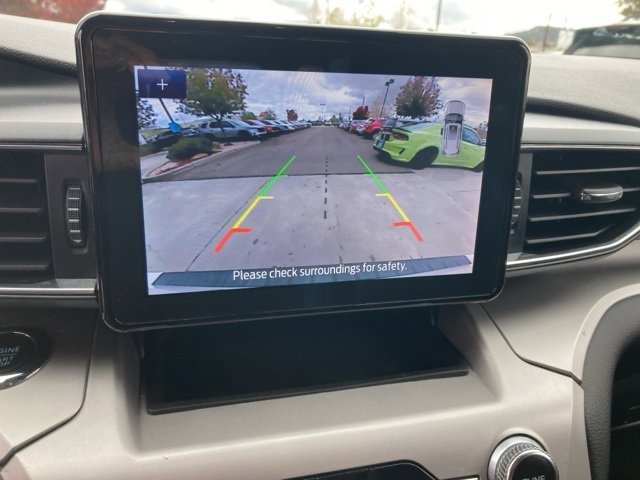 Used 2022 Ford Explorer XLT w/ Equipment Group 202A image 31