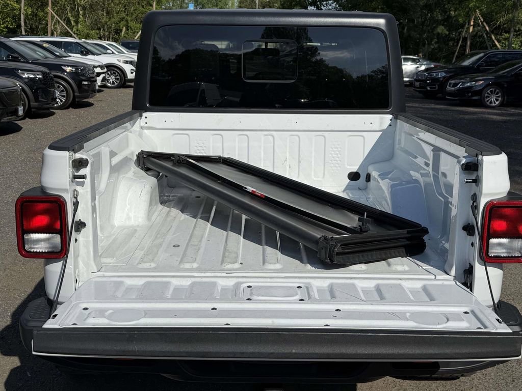 Used 2021 Jeep Gladiator Mojave w/ Cold Weather Group AWD/4WD image 7