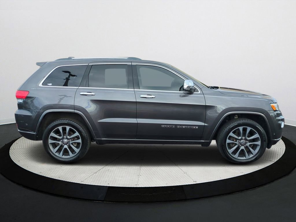 Used 2017 Jeep Grand Cherokee Overland w/ Jeep Active Safety Group image 3