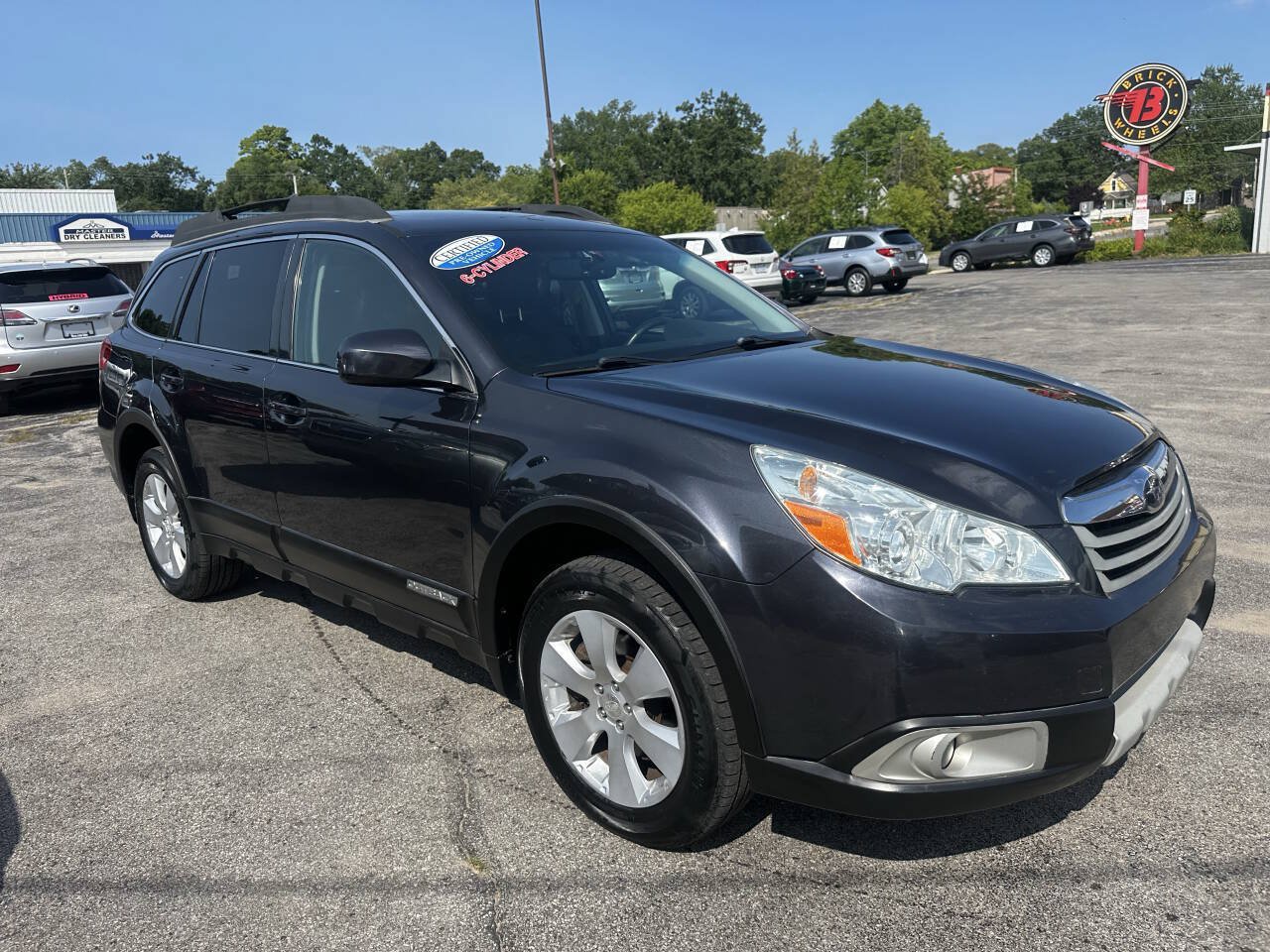 Used 2010 Subaru Outback 3.6R Limited AWD/4WD image 4