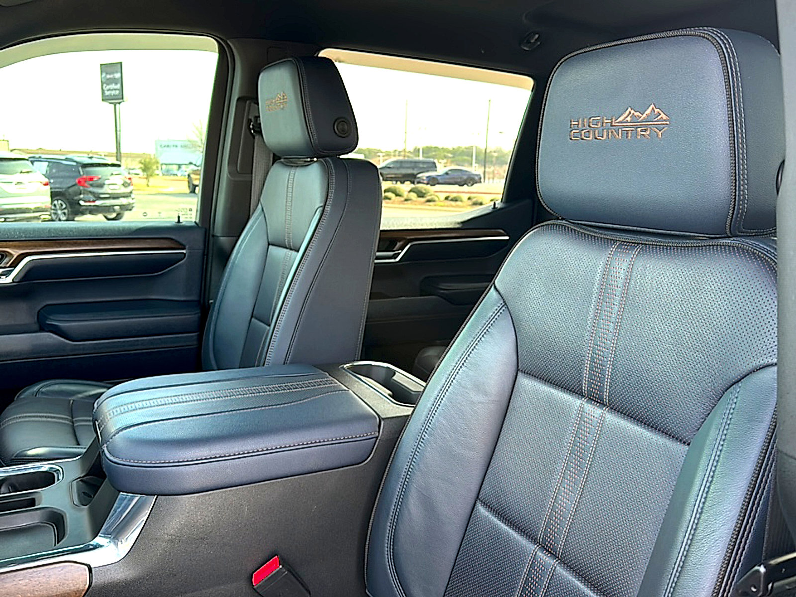 Used 2023 Chevrolet Silverado 1500 High Country w/ Technology Package image 14