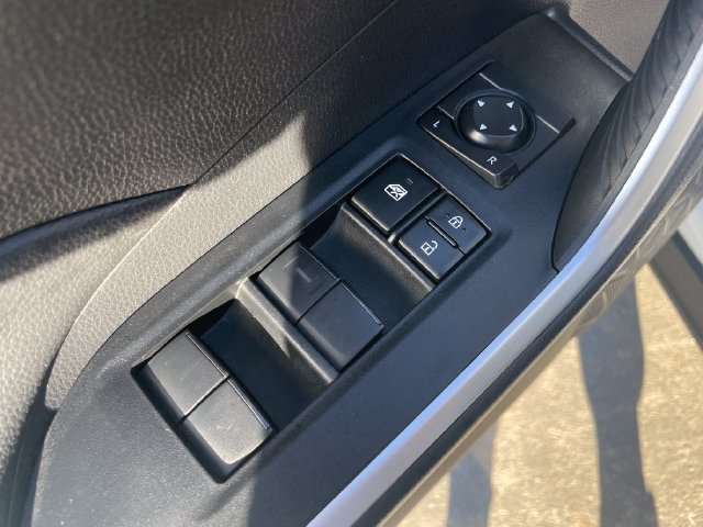 Certified 2025 Toyota RAV4 LE AWD/4WD image 21