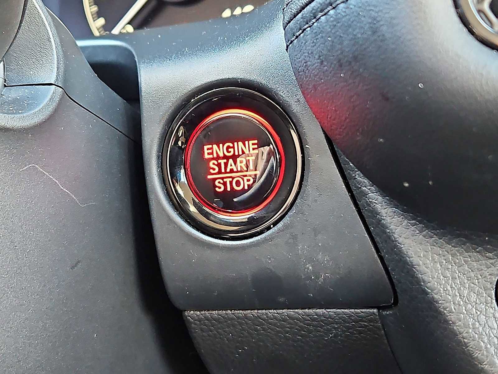 Used 2025 Honda HR-V LX image 19