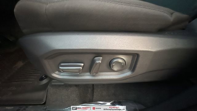 New 2026 Toyota Tundra SR5 image 15