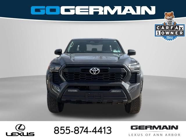 Used 2024 Toyota Tacoma TRD Off-Road image 9