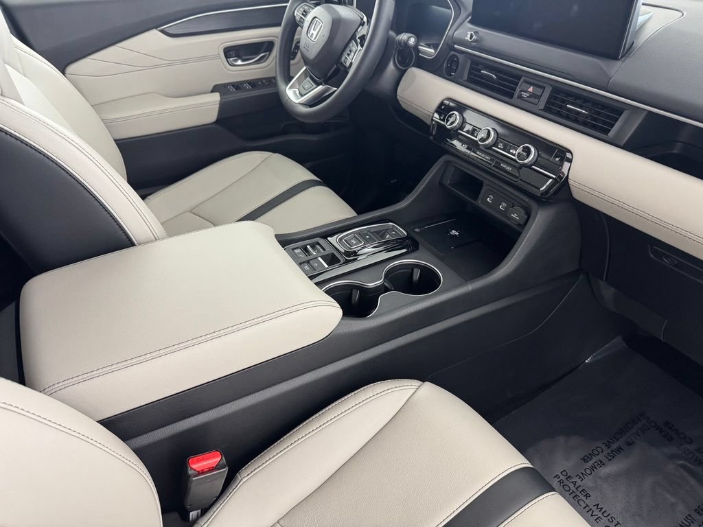 Used 2026 Honda Pilot Touring image 23