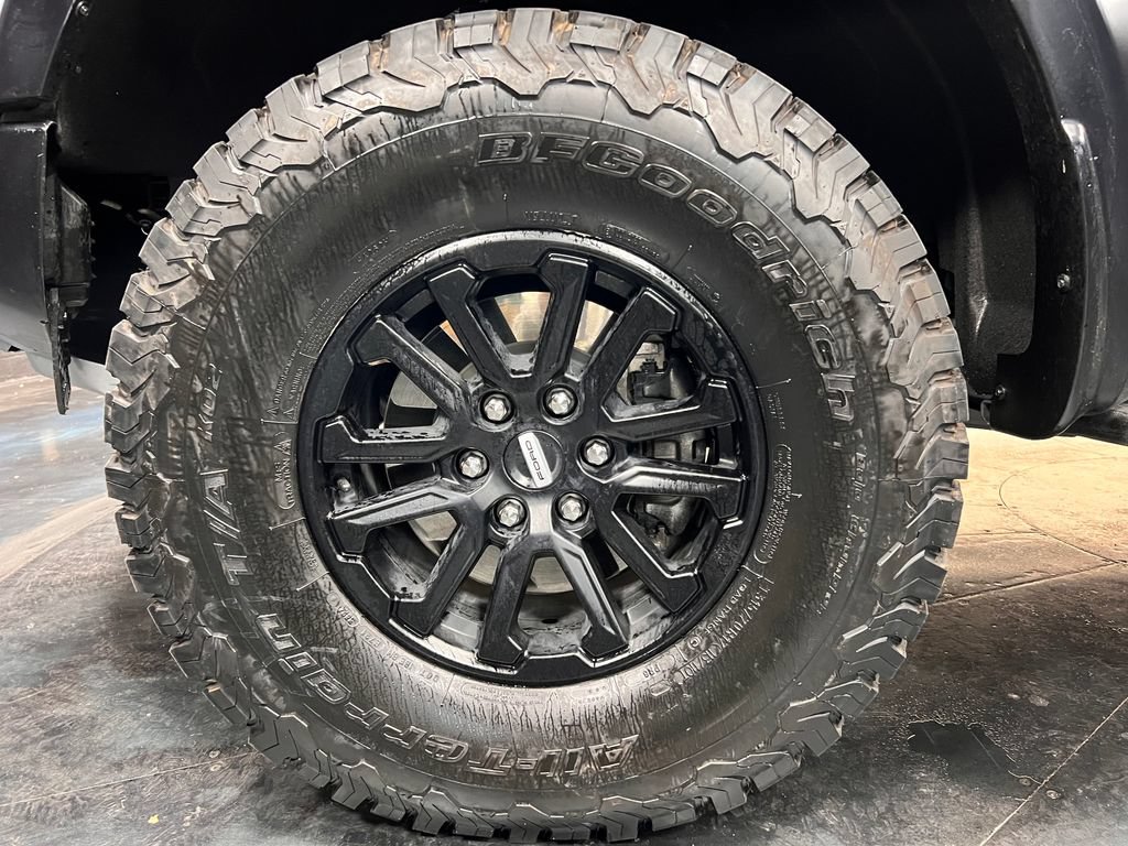 Used 2025 Ford F150 Raptor AWD/4WD image 35