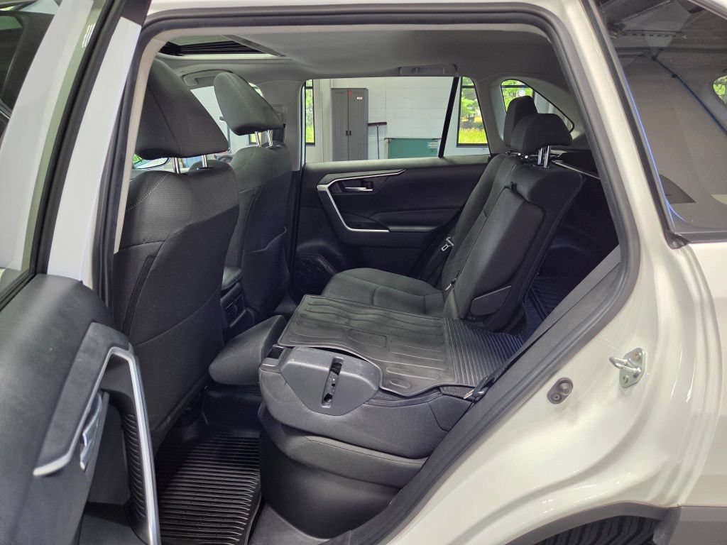 Used 2024 Toyota RAV4 XLE w/ Convenience Package AWD/4WD image 16