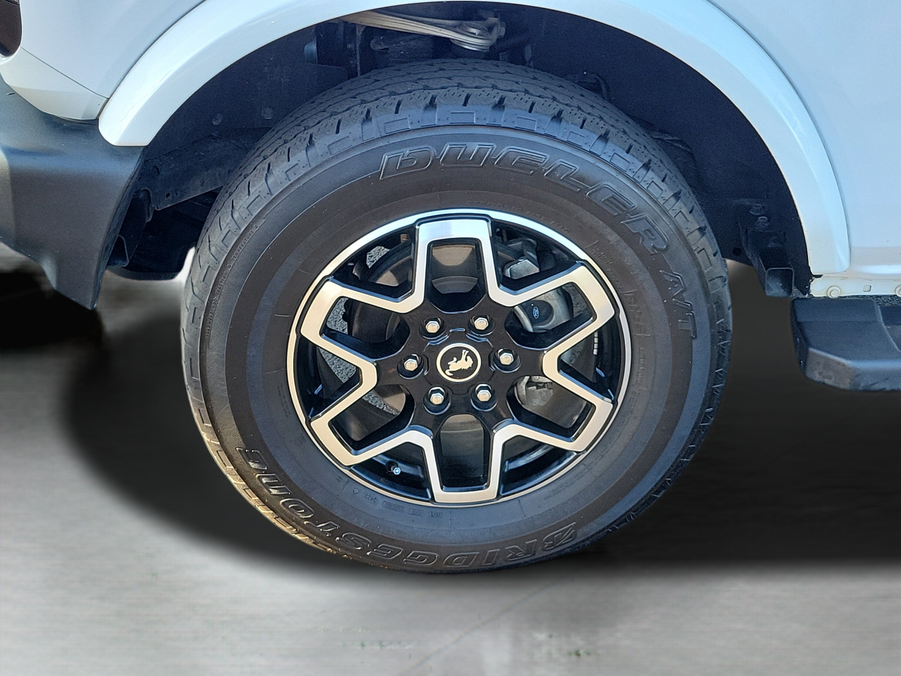 Used 2024 Ford Bronco Outer Banks AWD/4WD image 7