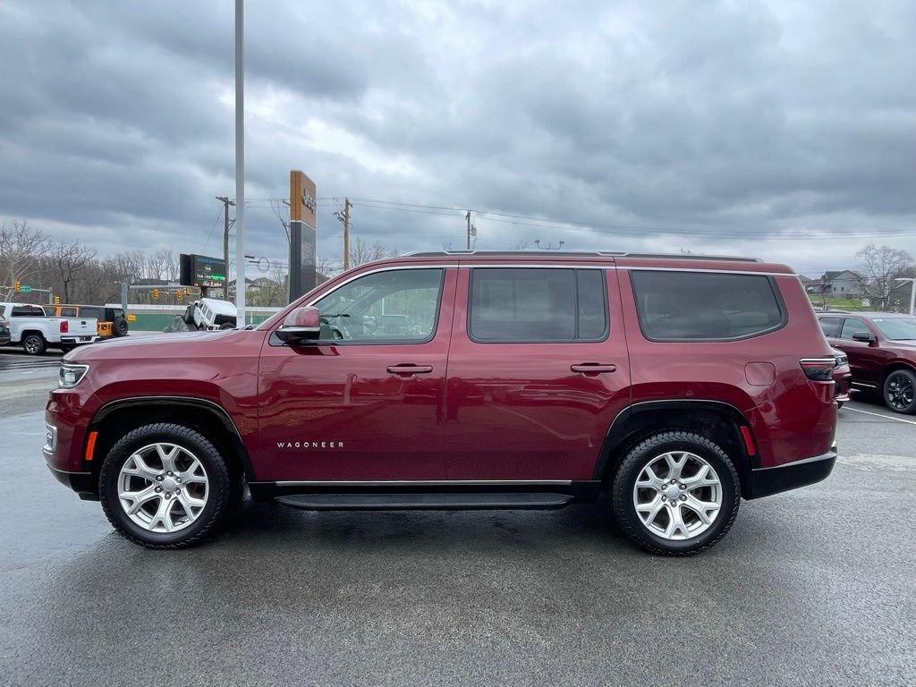 Used 2022 Jeep Wagoneer Series II AWD/4WD image 6