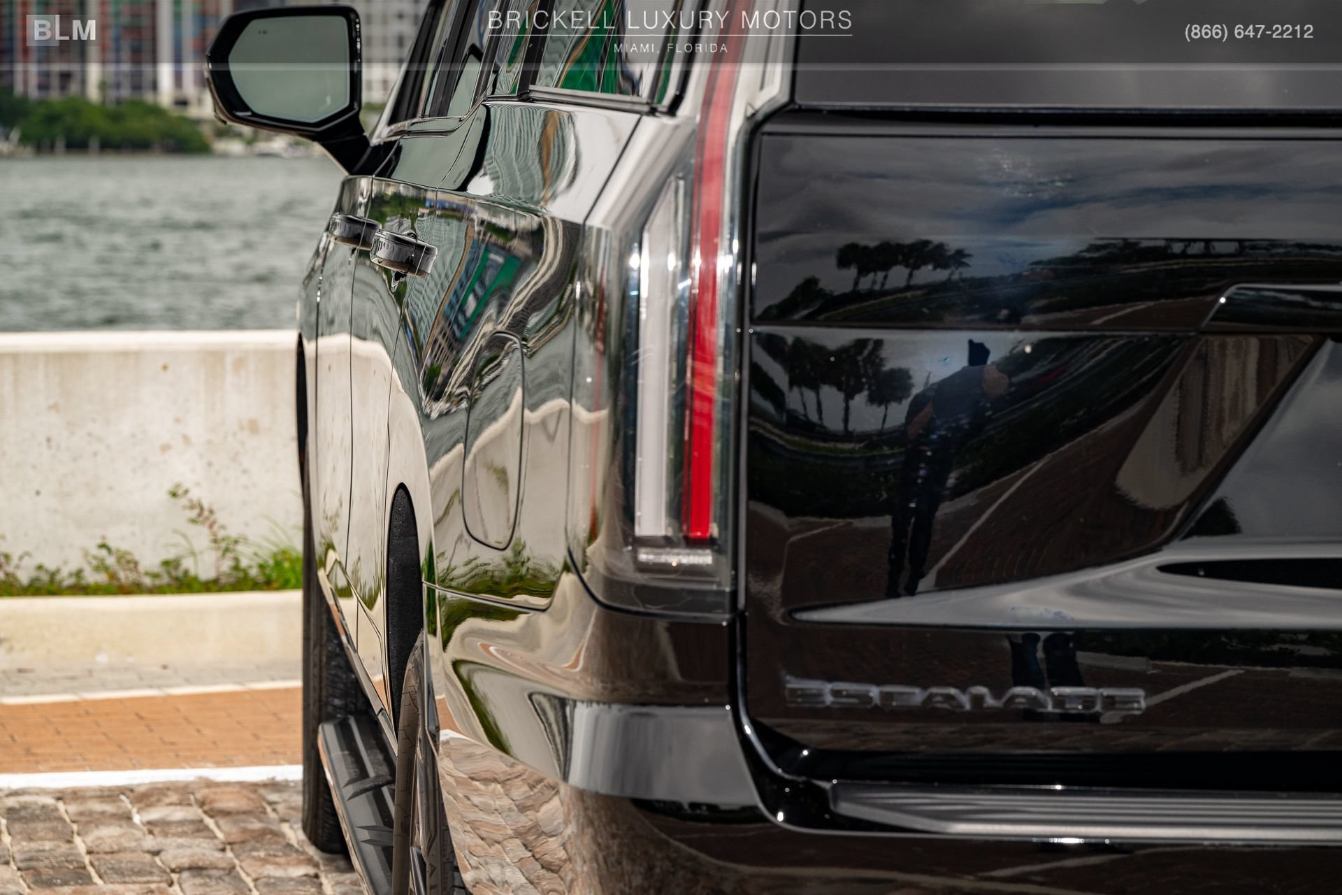 Used 2025 Cadillac Escalade Sport w/ LPO, ONYX Package AWD/4WD image 56