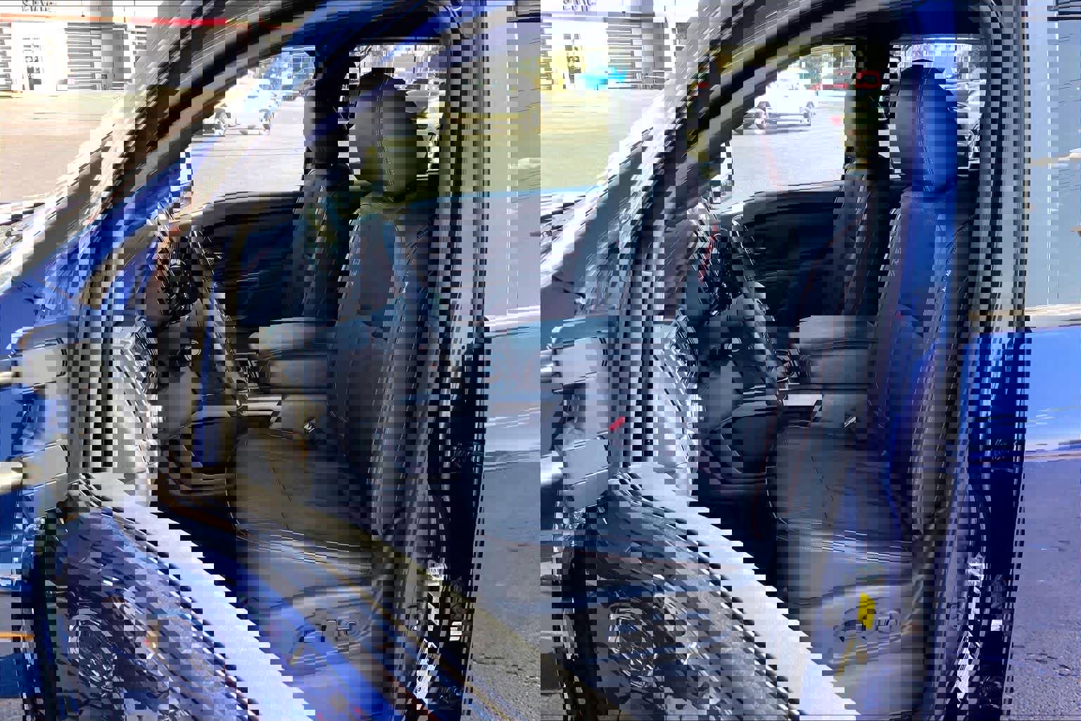 Used 2023 Nissan Titan PRO-4X image 7