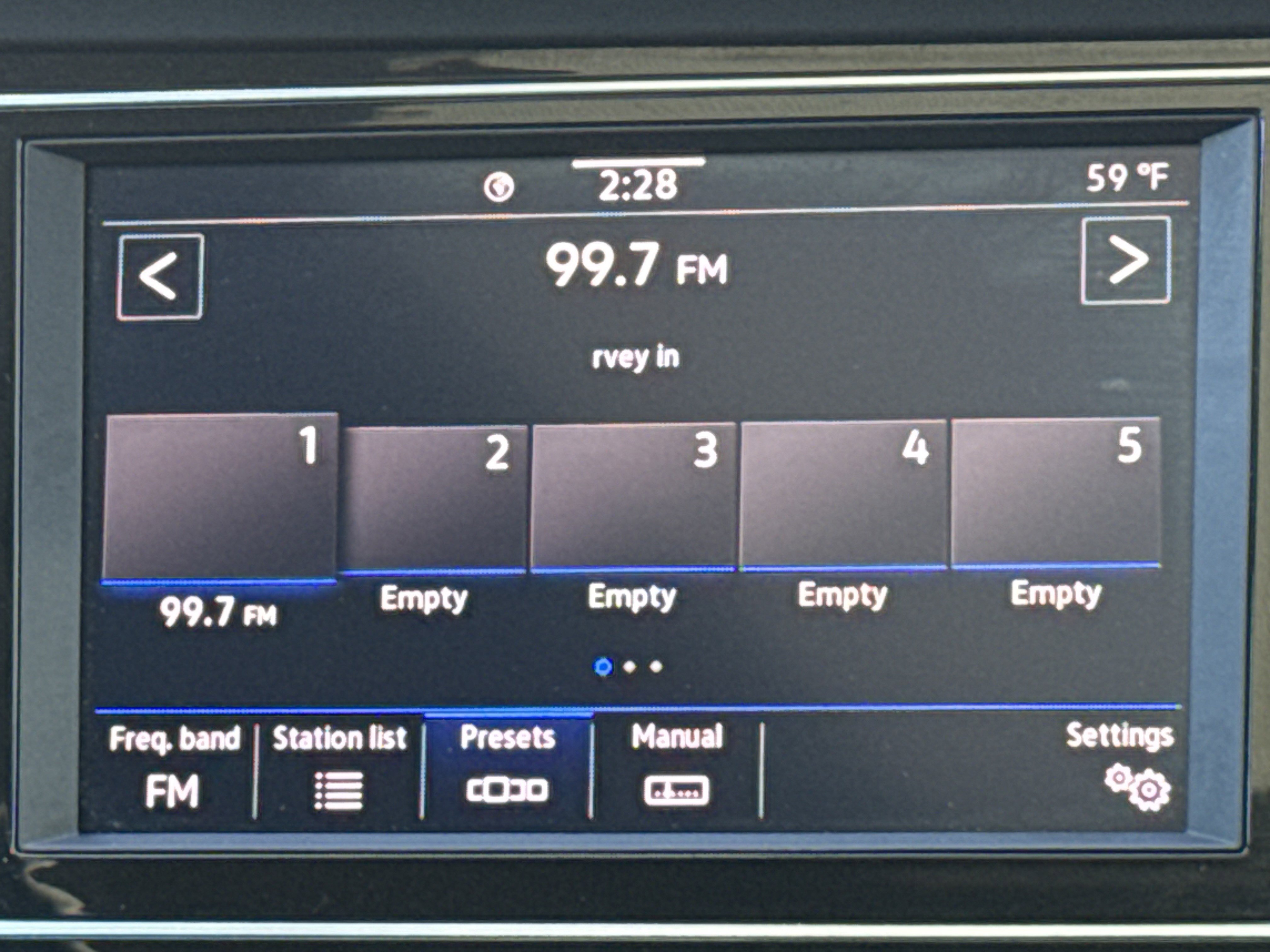 Used 2023 Volkswagen Jetta SE w/ Panoramic Sunroof Package image 23