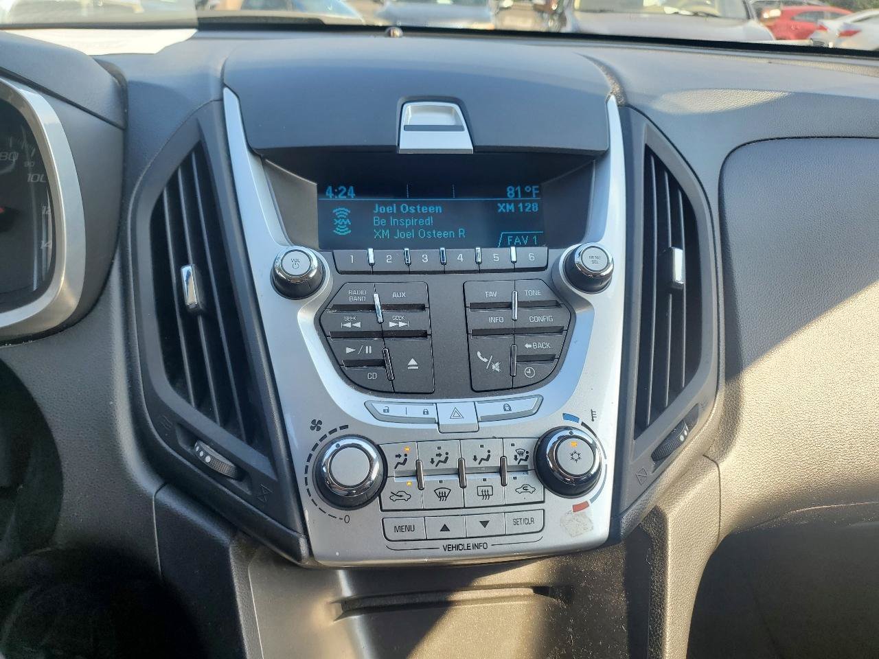 Used 2010 Chevrolet Equinox LT w/ Vehicle Interface Package FWD image 20