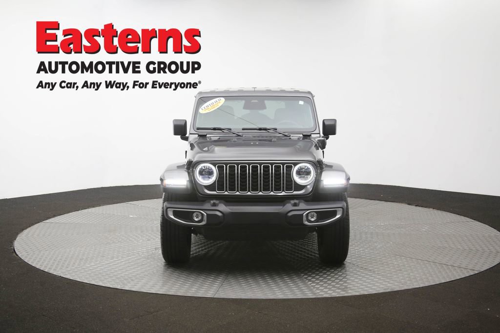 Used 2025 Jeep Wrangler Unlimited Sahara AWD/4WD image 48