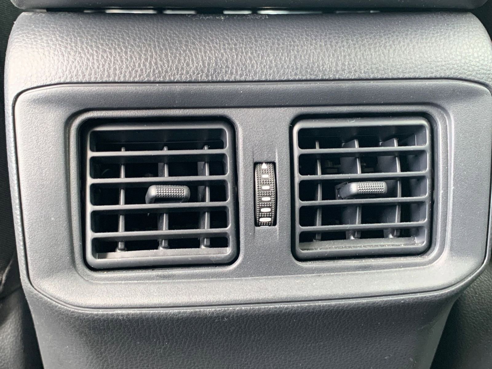 Used 2025 Toyota RAV4 LE image 22