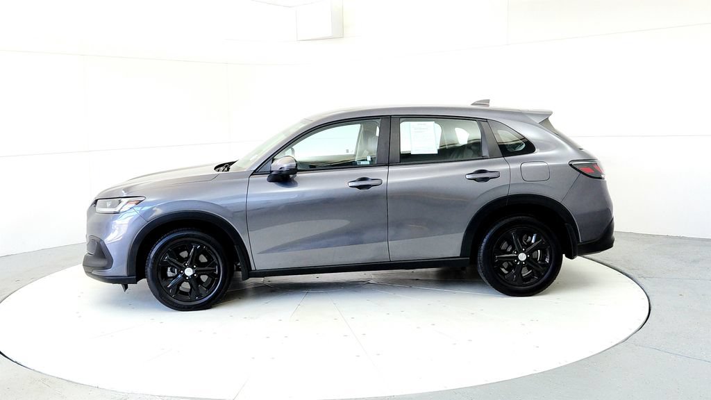 Used 2023 Honda HR-V LX image 3