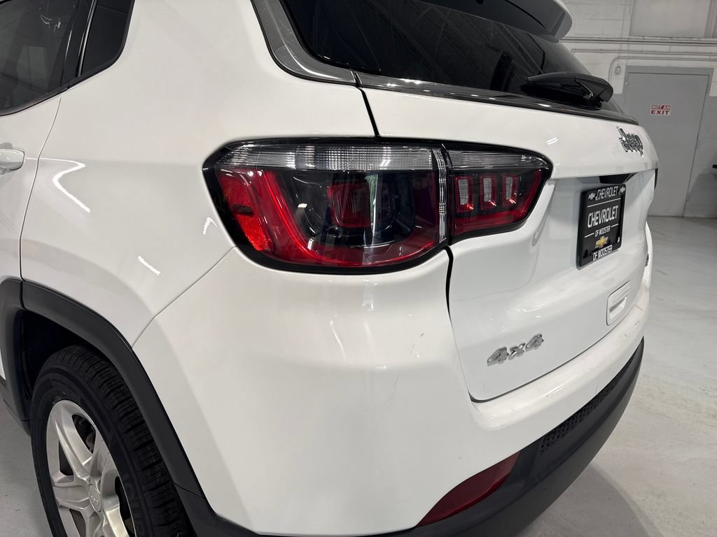 Used 2024 Jeep Compass Latitude AWD/4WD image 51